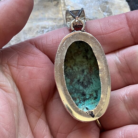 African Turquoise Stone Crystal Pendant Jewelry - Picture 6 of 8